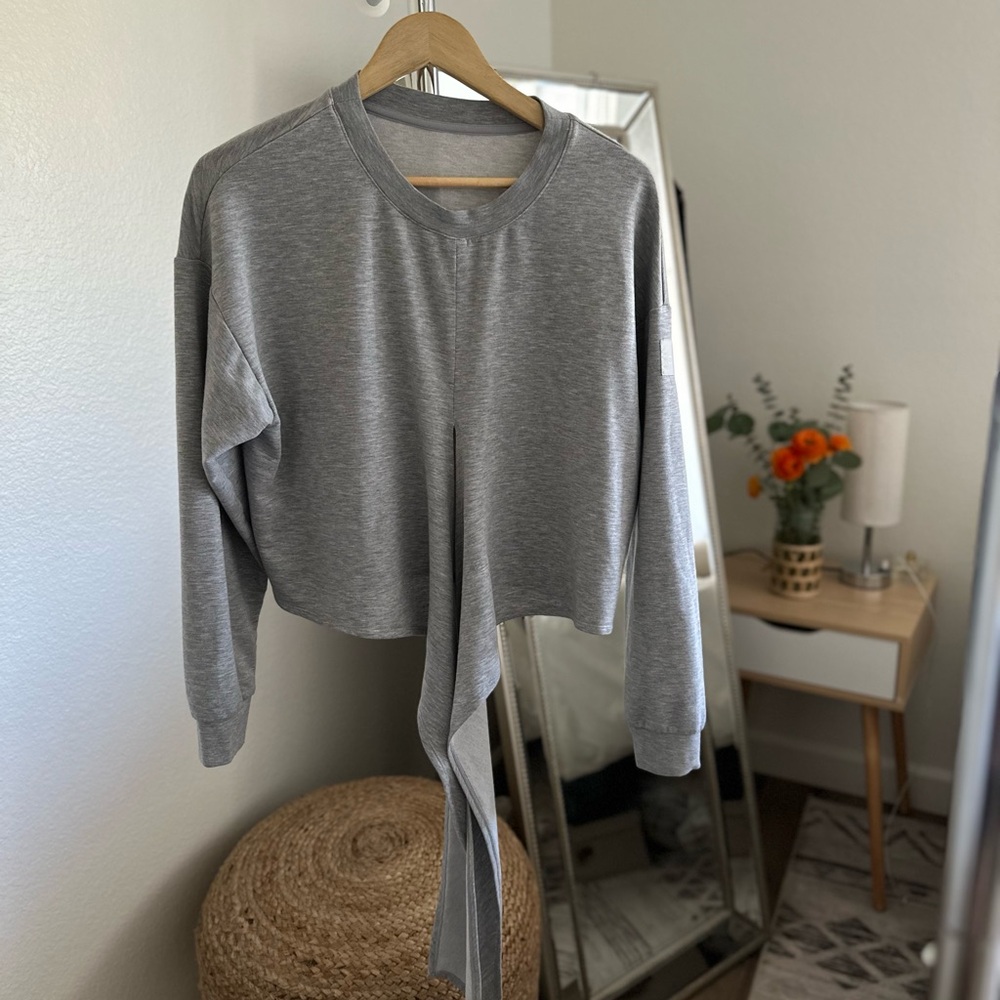 ALO Yoga Gray Tie Sweatshirt LIKE NEW